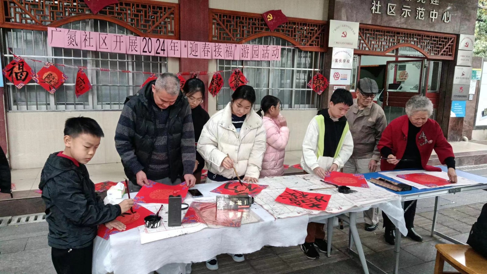 ef5a92201b5ea47182cef6ad2edad72