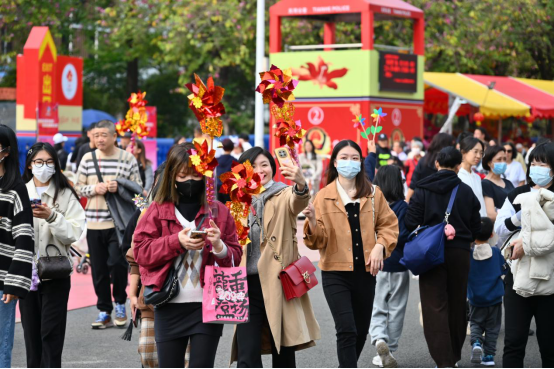 天河区迎春花市4大亮点提前曝:艺术双展、心愿墙打卡、非遗潮玩、戏曲巡游嗨翻四天