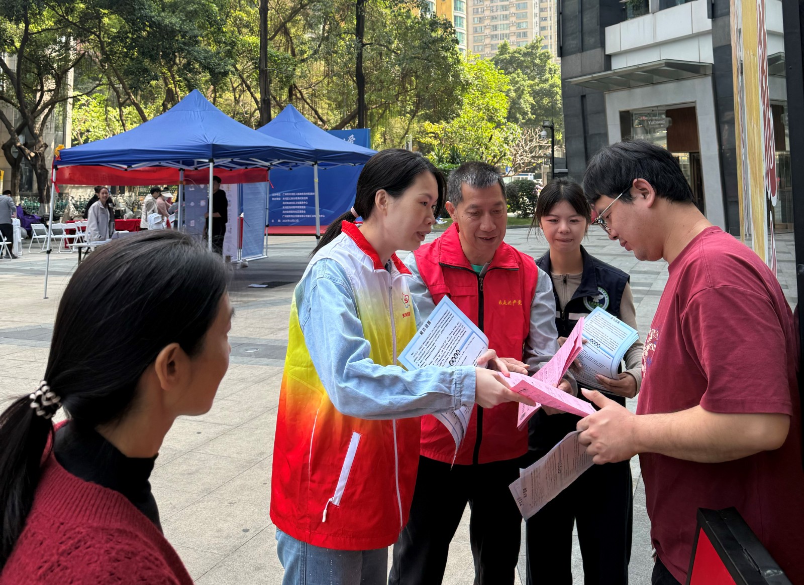 18228174780946718143